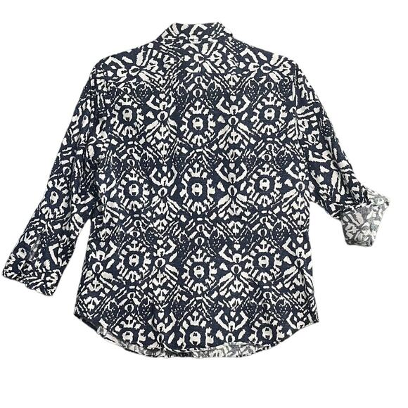 Lauren Ralph Lauren Womens Top Large Blue White Motif Tribal Geometric Button - Picture 3 of 6